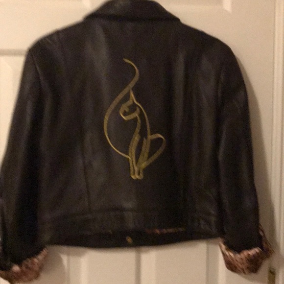 Woman’s leather jacket by Baby Phat . - Picture 11 of 11